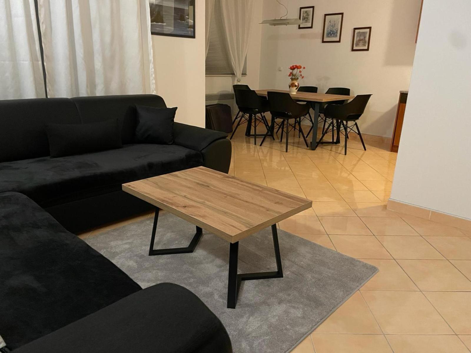 Apartment Dalmatien Traumhaus Макарска Екстериор снимка