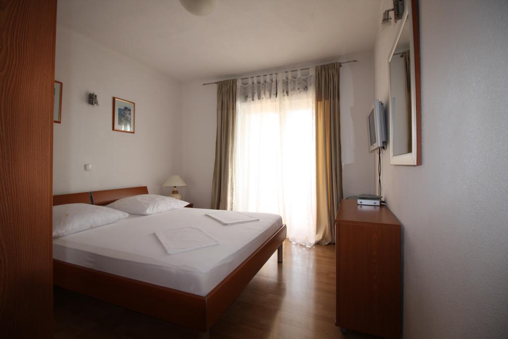 Apartment Dalmatien Traumhaus Макарска Екстериор снимка