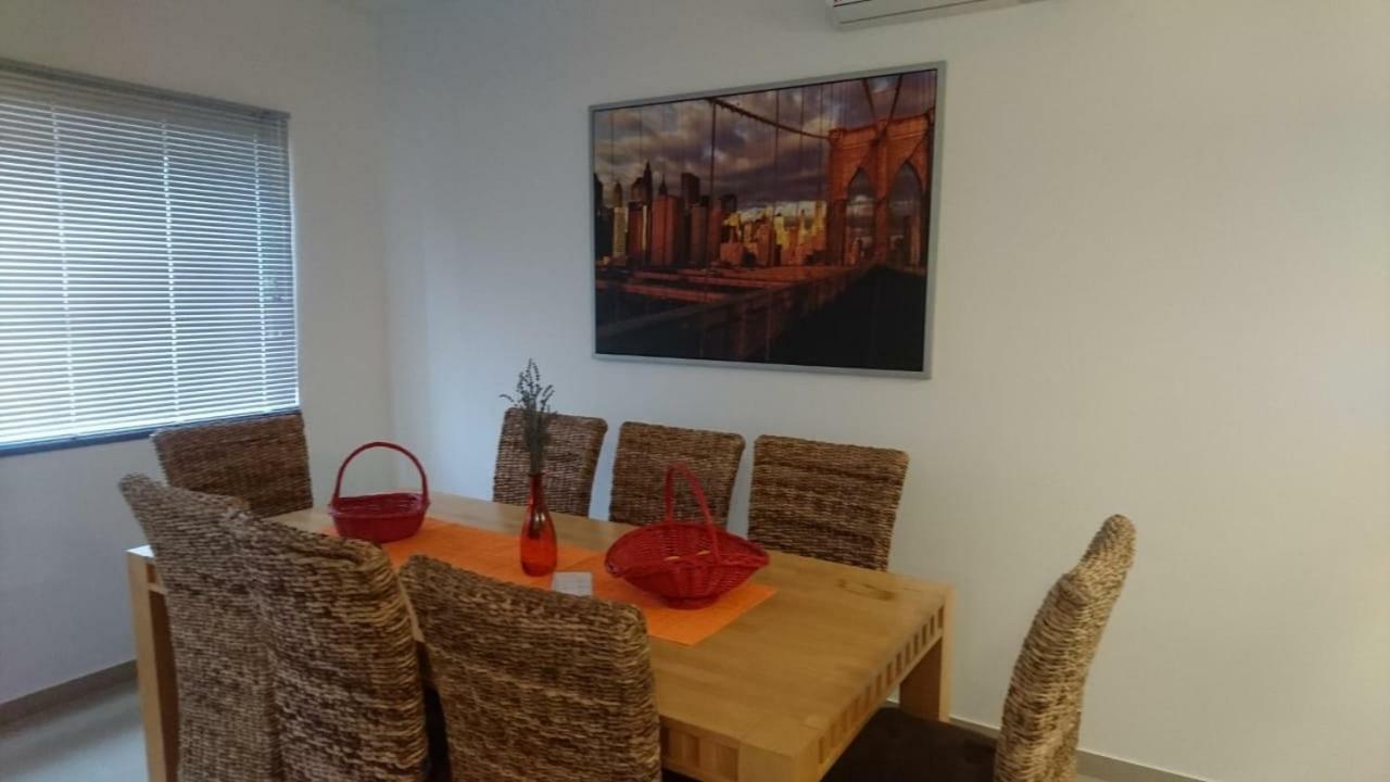 Apartment Dalmatien Traumhaus Макарска Екстериор снимка